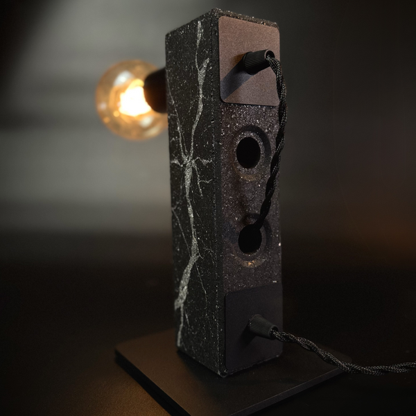 Світильник ручної роботи з цегли та індивідуальним гравіюванням Brickland Design BL-SYMBOL-LIGH-2 фото