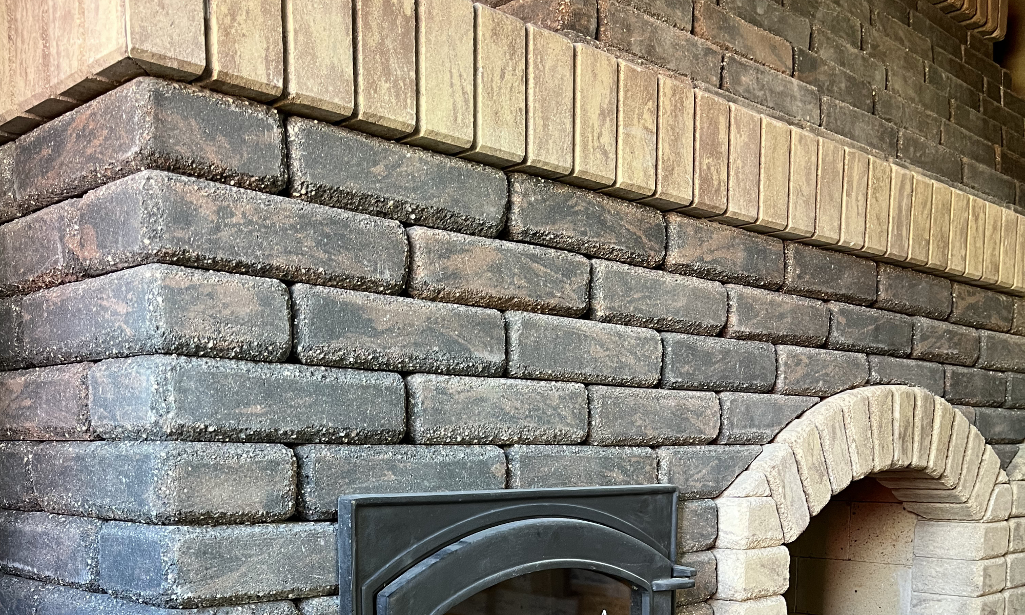 Мангал з облицювальної цегли Brickland Kashtan Loft та Onyx Light Loft